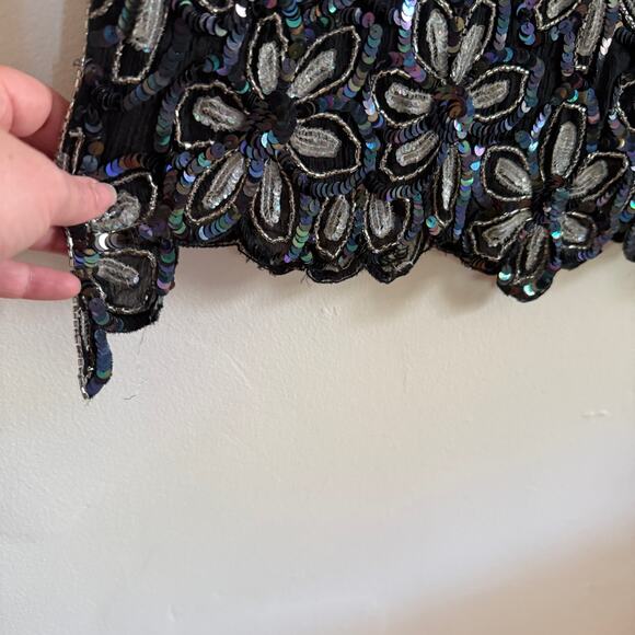 80s VINTAGE | Iridescent Black Sequined Beaded Floral V Neck Sheath Dress Large - Picture 7 of 8